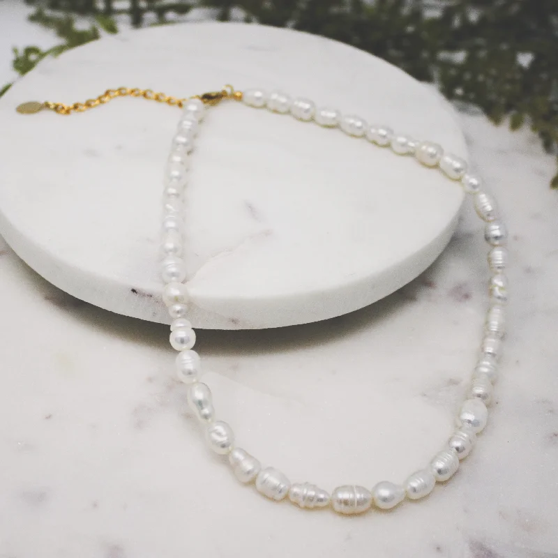 Custom women's necklaces-Island Pearl Necklace