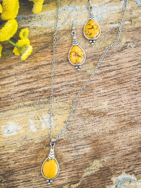 Women's rose gold necklaces-Beautiful Boho Yellow Necklace and Earring Set