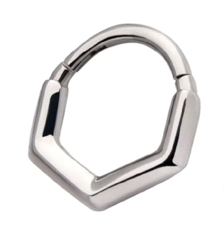 Vintage women's rings-V-Shaped Hinged Segment Ring