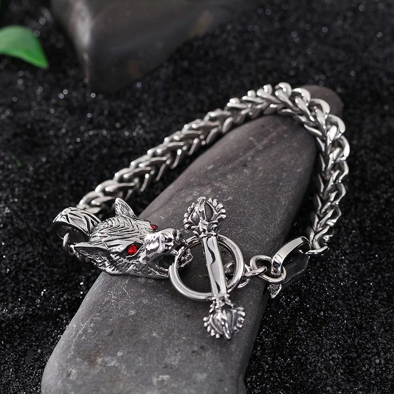 Women's gold-plated bangles-Stainless Steel Red Eyes Wolf Link Chain Toggle Bracelet